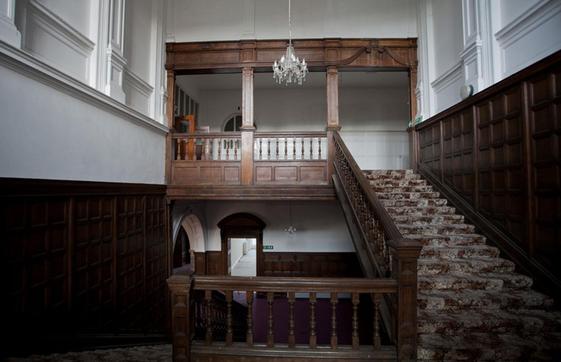 Kinmel Hall, Abergele, UK: Unbelievably expensive abandoned mansions